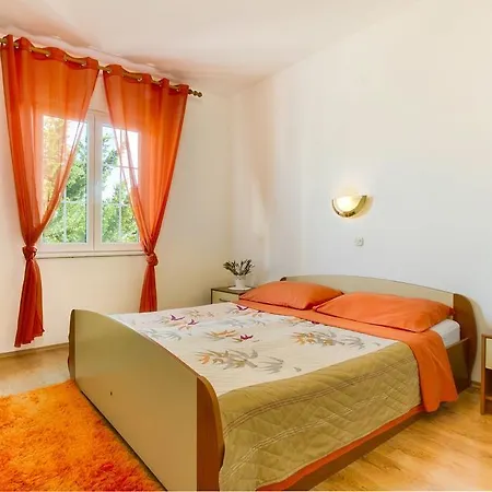 Apartment Simuni 4083a Kolan