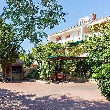 Apartment Simuni 4083a
